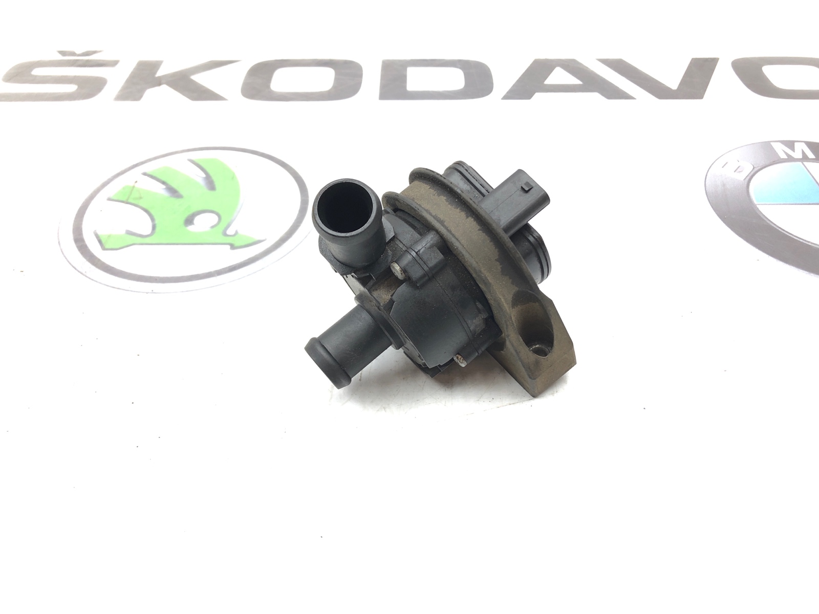 Дополнительная помпа, 2000 рублей, Москва