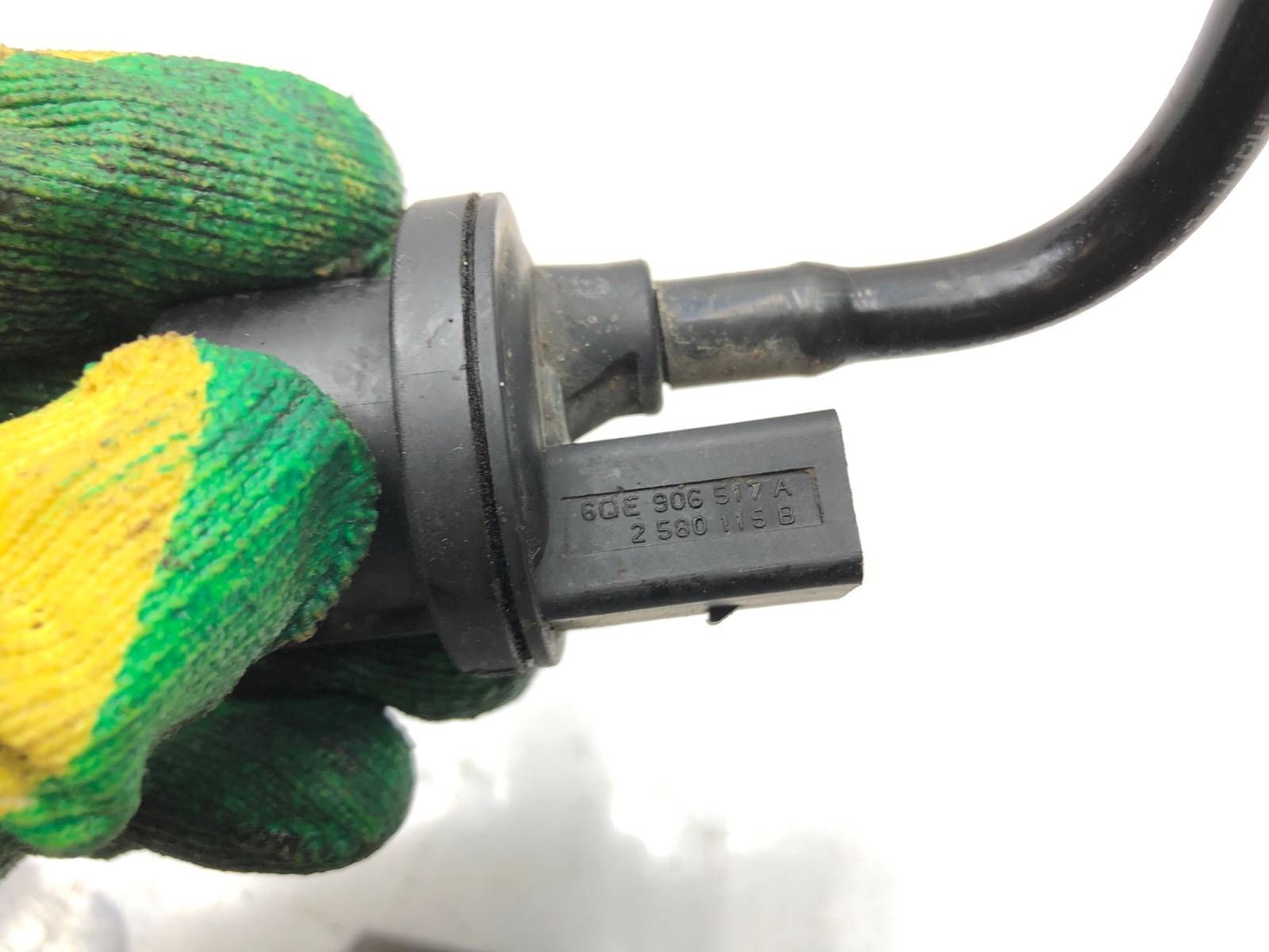 Клапан вентиляции топливного бака, 1000 рублей, Москва