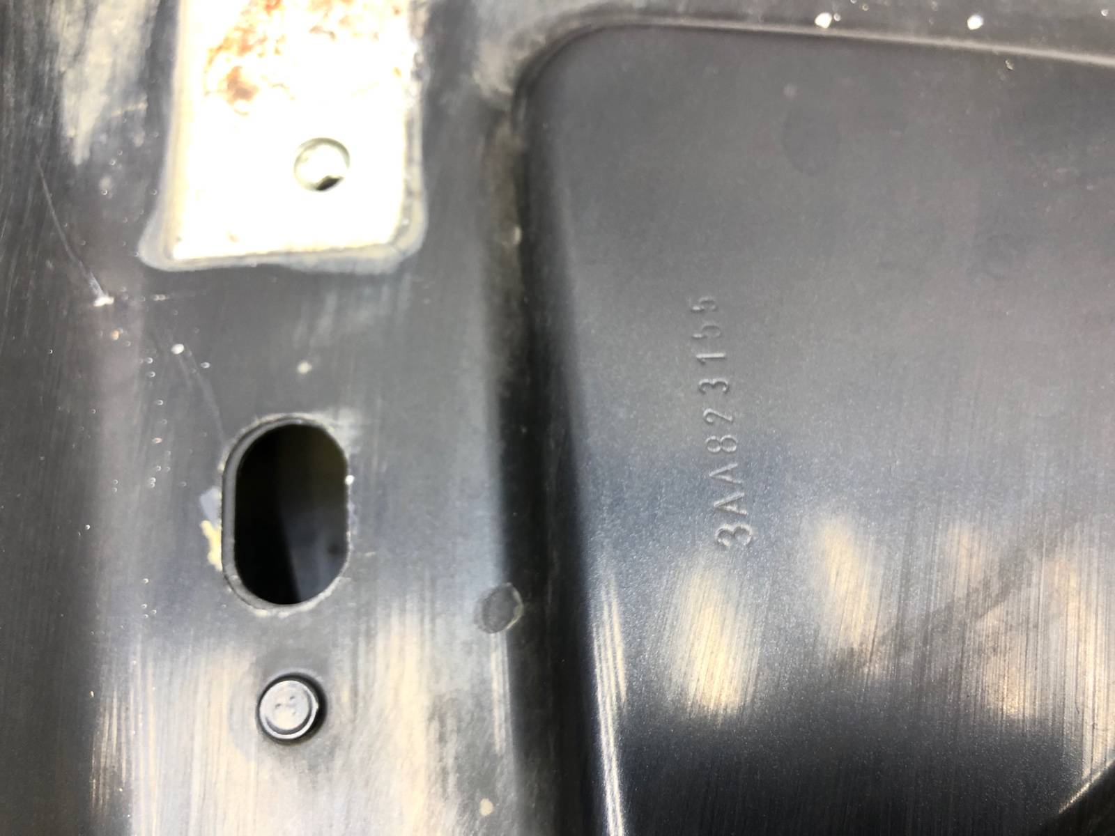 капот, 22000 рублей, Москва