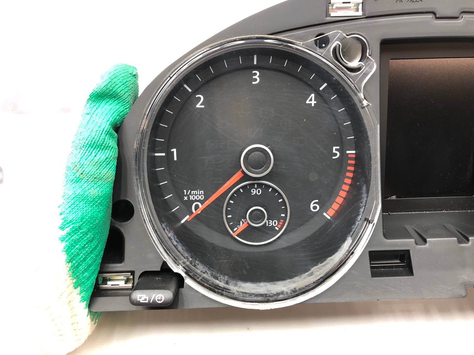 панель приборов, 5000 рублей, Москва