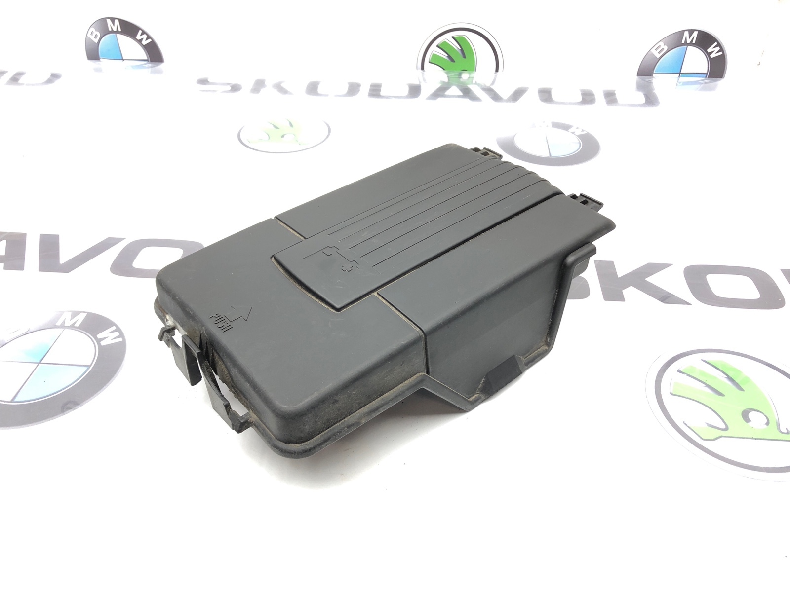 Крышка аккумулятора (АКБ), 1500 рублей, Москва