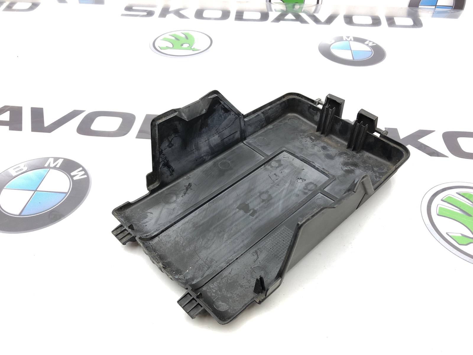 Крышка аккумулятора (АКБ), 1500 рублей, Москва