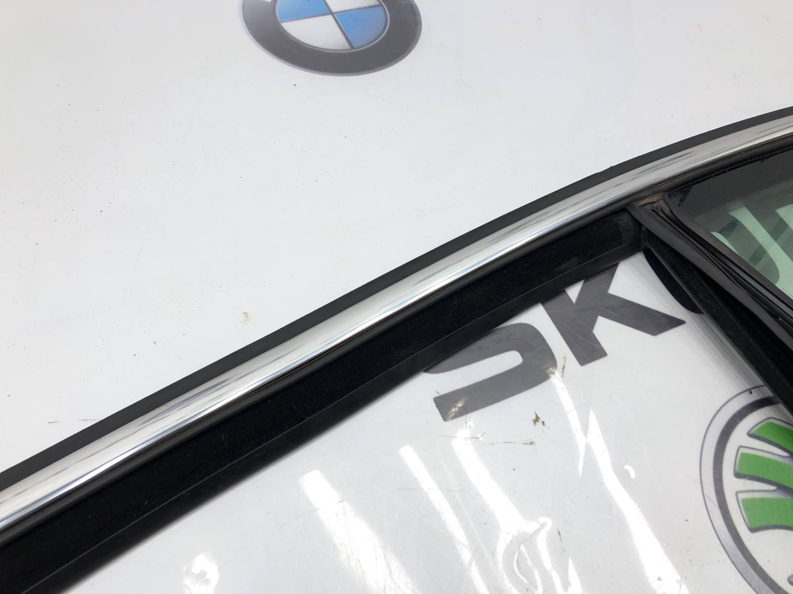 форточка двери, 1000 рублей, Москва