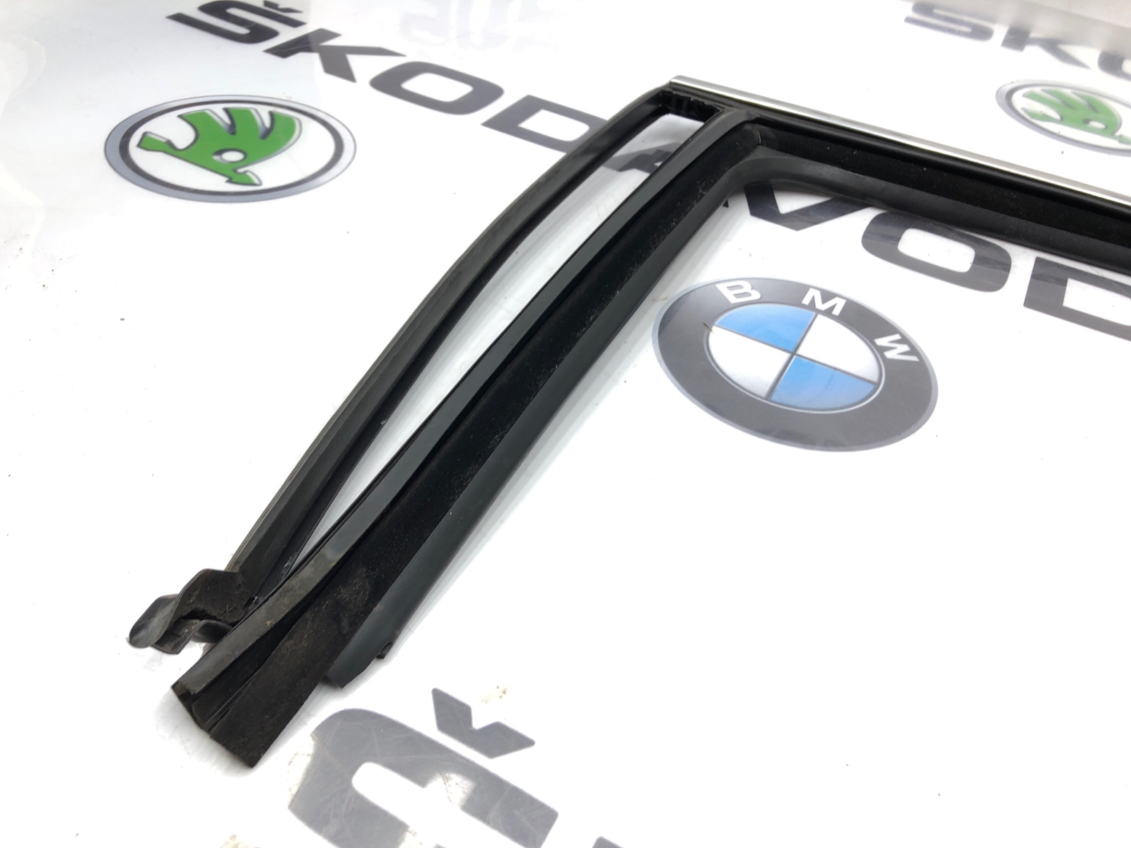 форточка двери, 1000 рублей, Москва