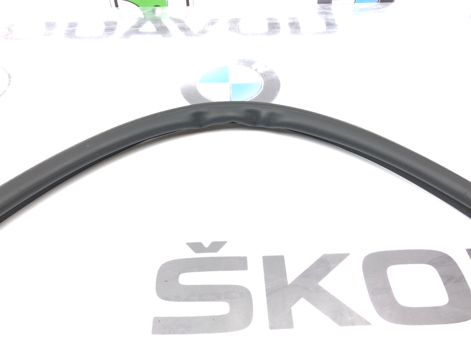 Уплотнитель капота, 1000 рублей, Москва