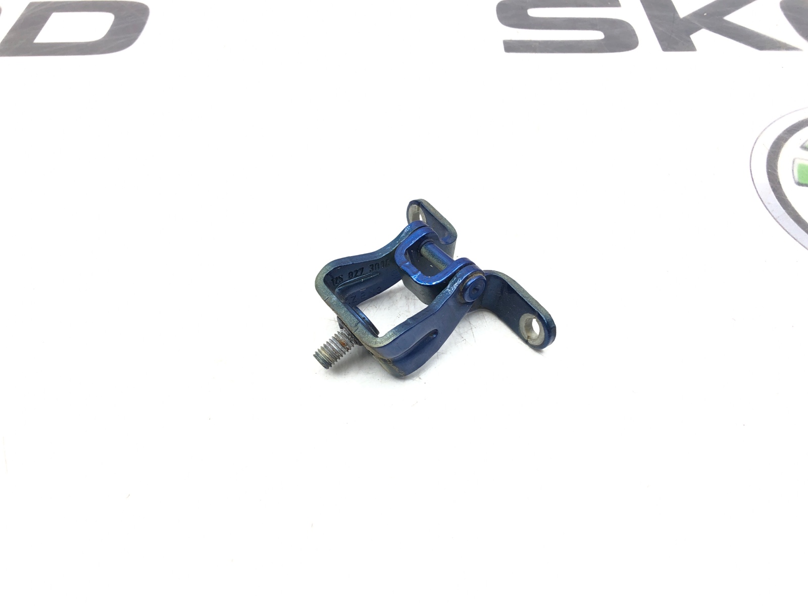 Петля крышки багажника, 500 рублей, Москва