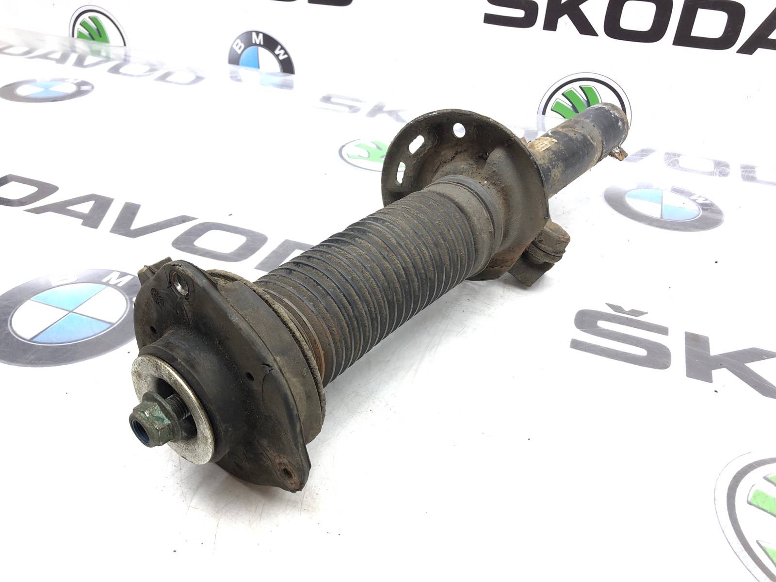 Амортизатор, 2500 рублей, Москва