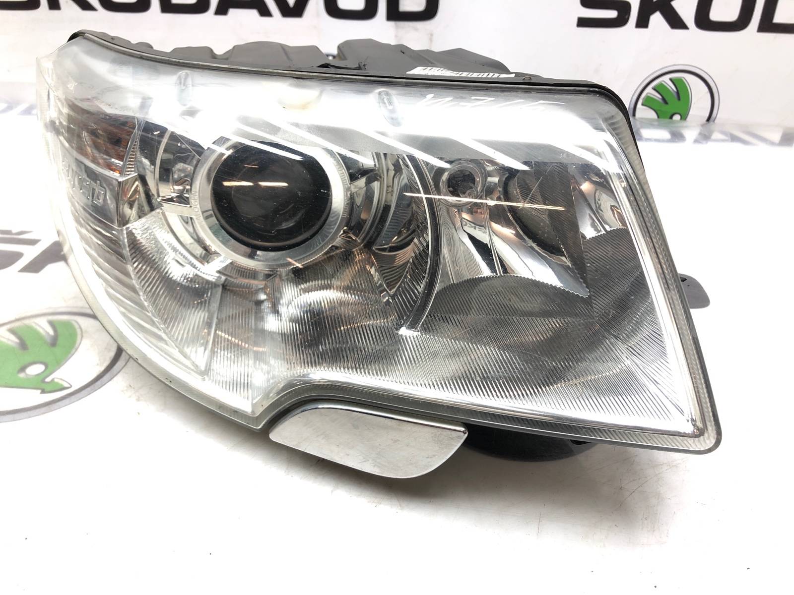 фара, 5000 рублей, Москва