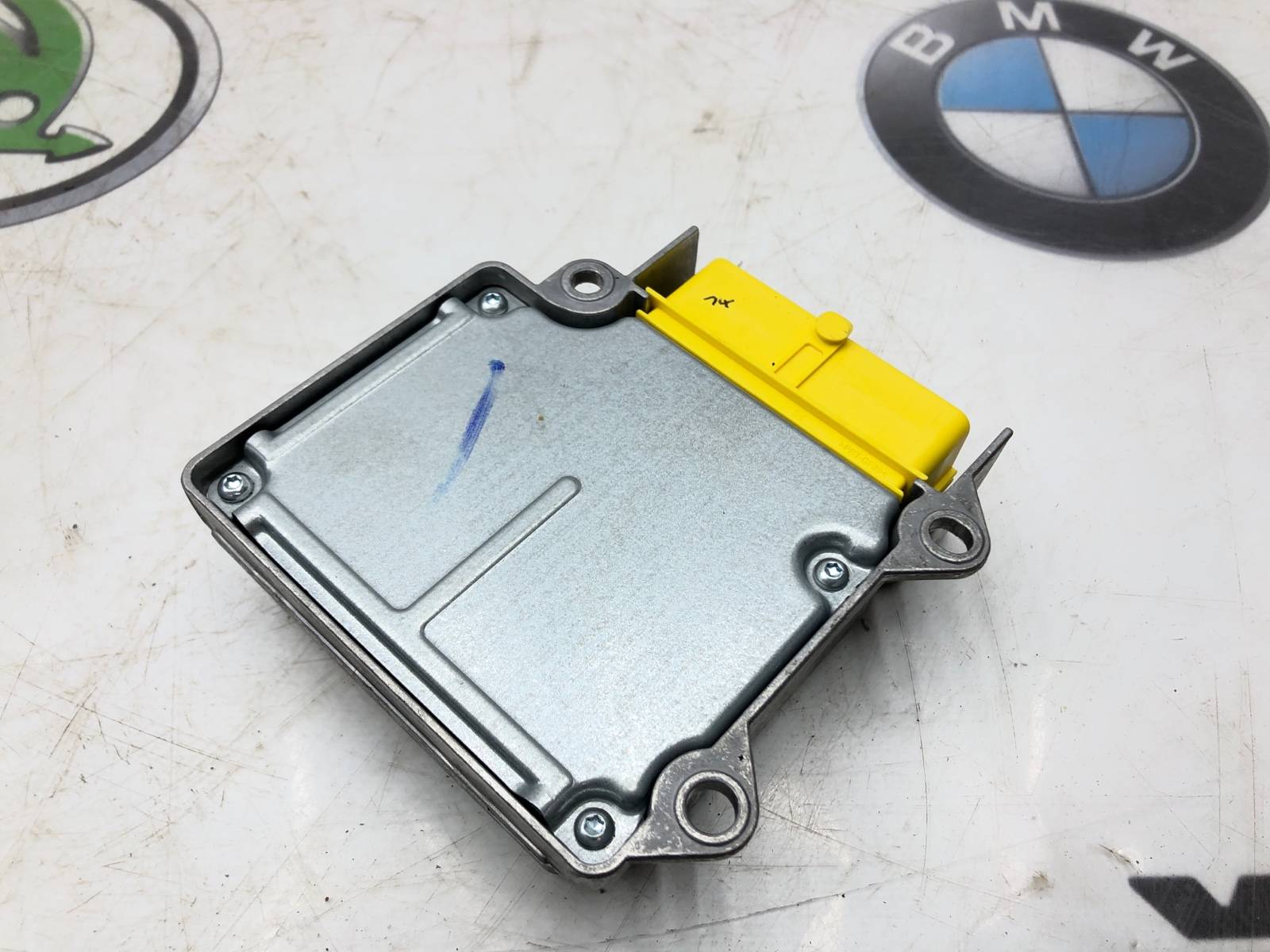 Блок управления Airbag, 2000 рублей, Москва