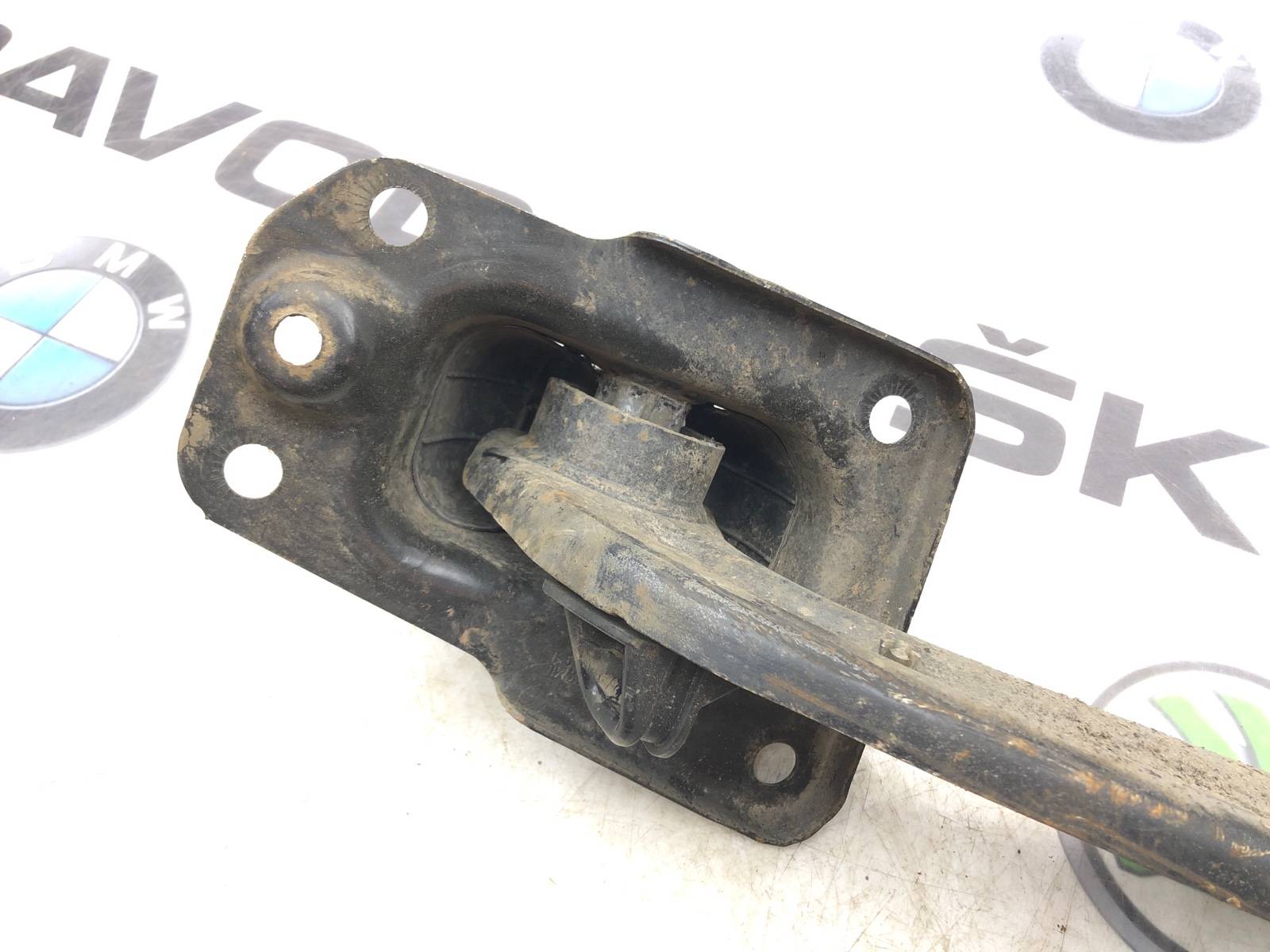 Рычаг продольный, 1000 рублей, Москва