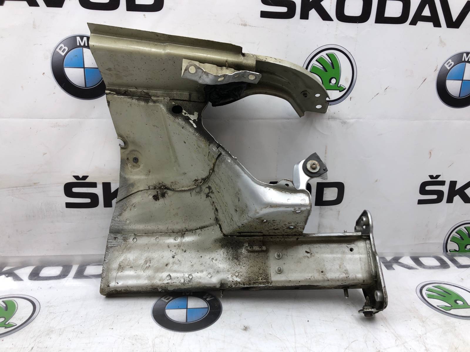 лонжерон, 7000 рублей, Москва