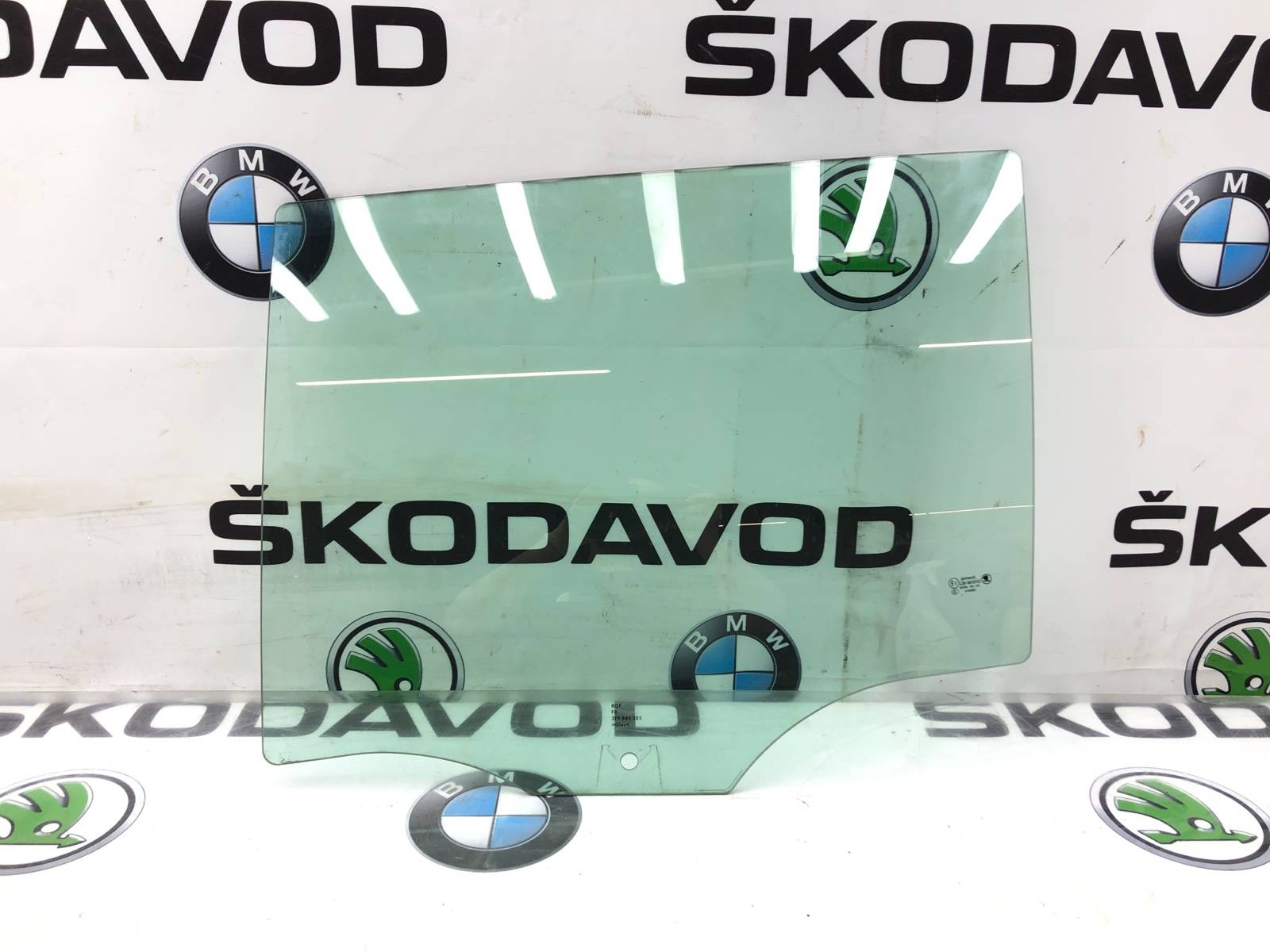 Стекло двери, 1000 рублей, Москва