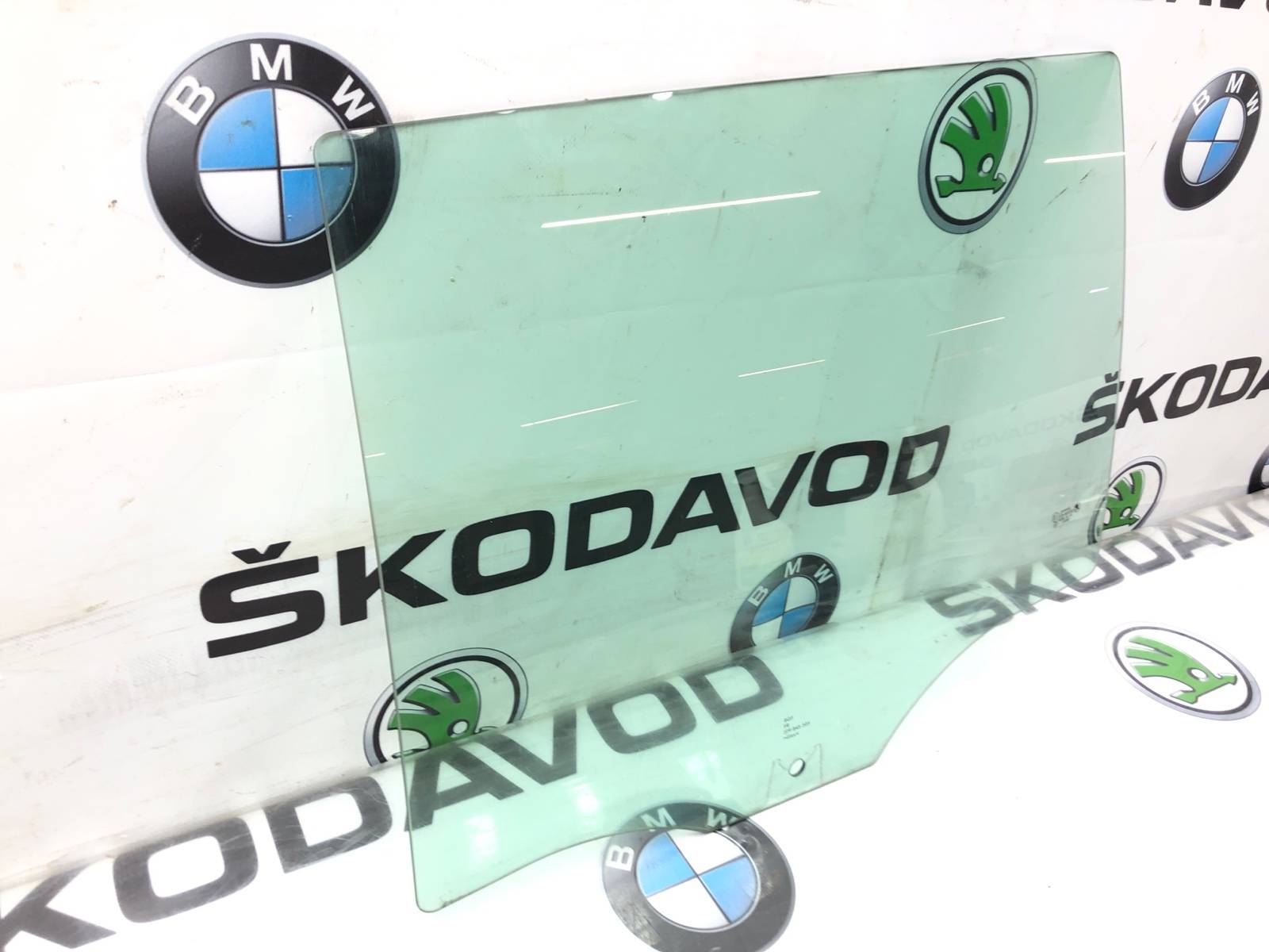 Стекло двери, 1000 рублей, Москва