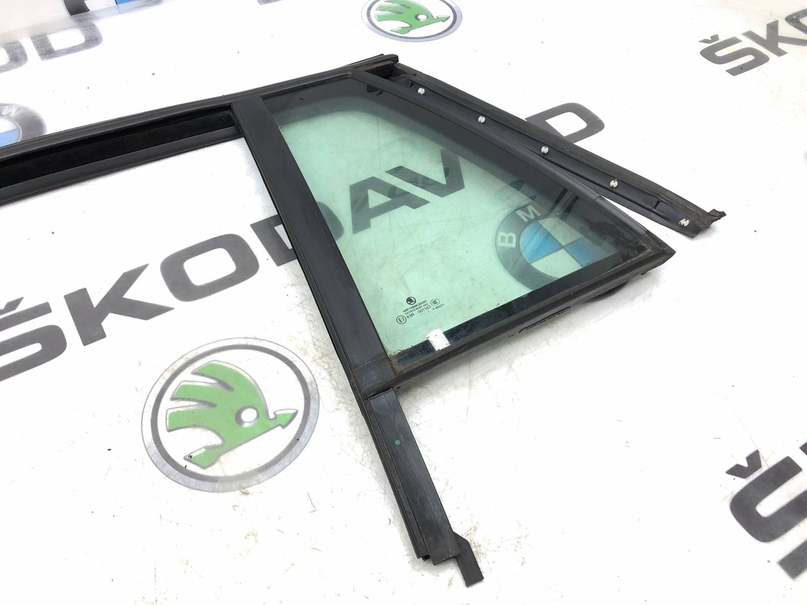 форточка двери, 1000 рублей, Москва