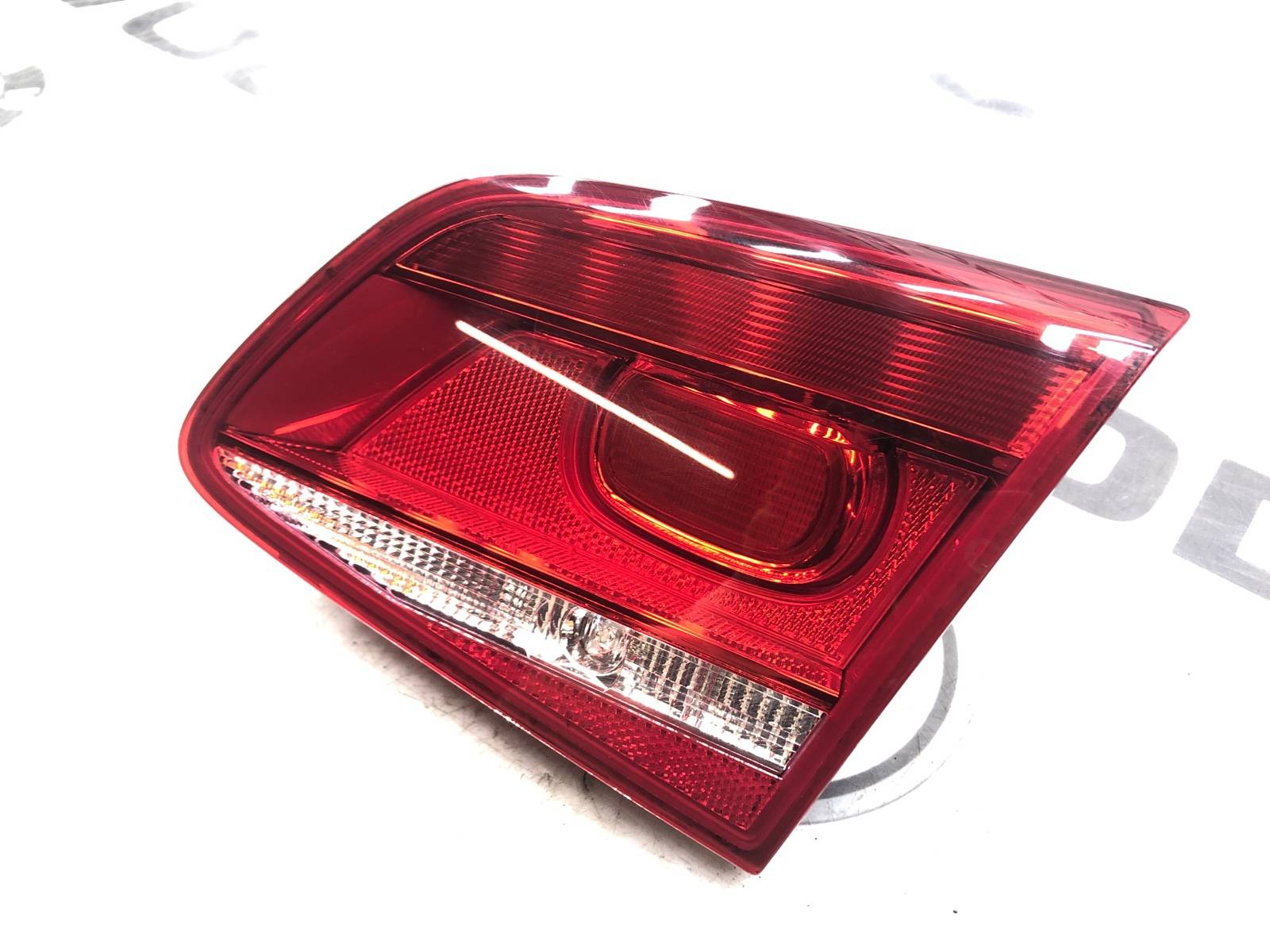 Фонарь в крышку багажника, 1500 рублей, Москва