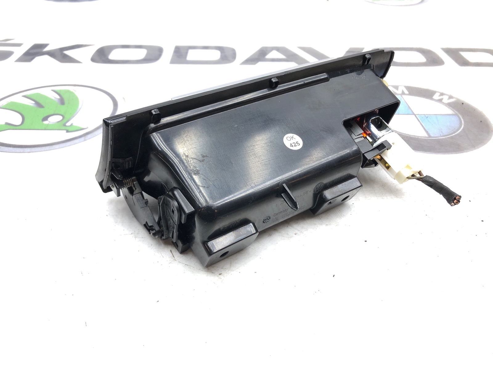 Пепельница, 1000 рублей, Москва