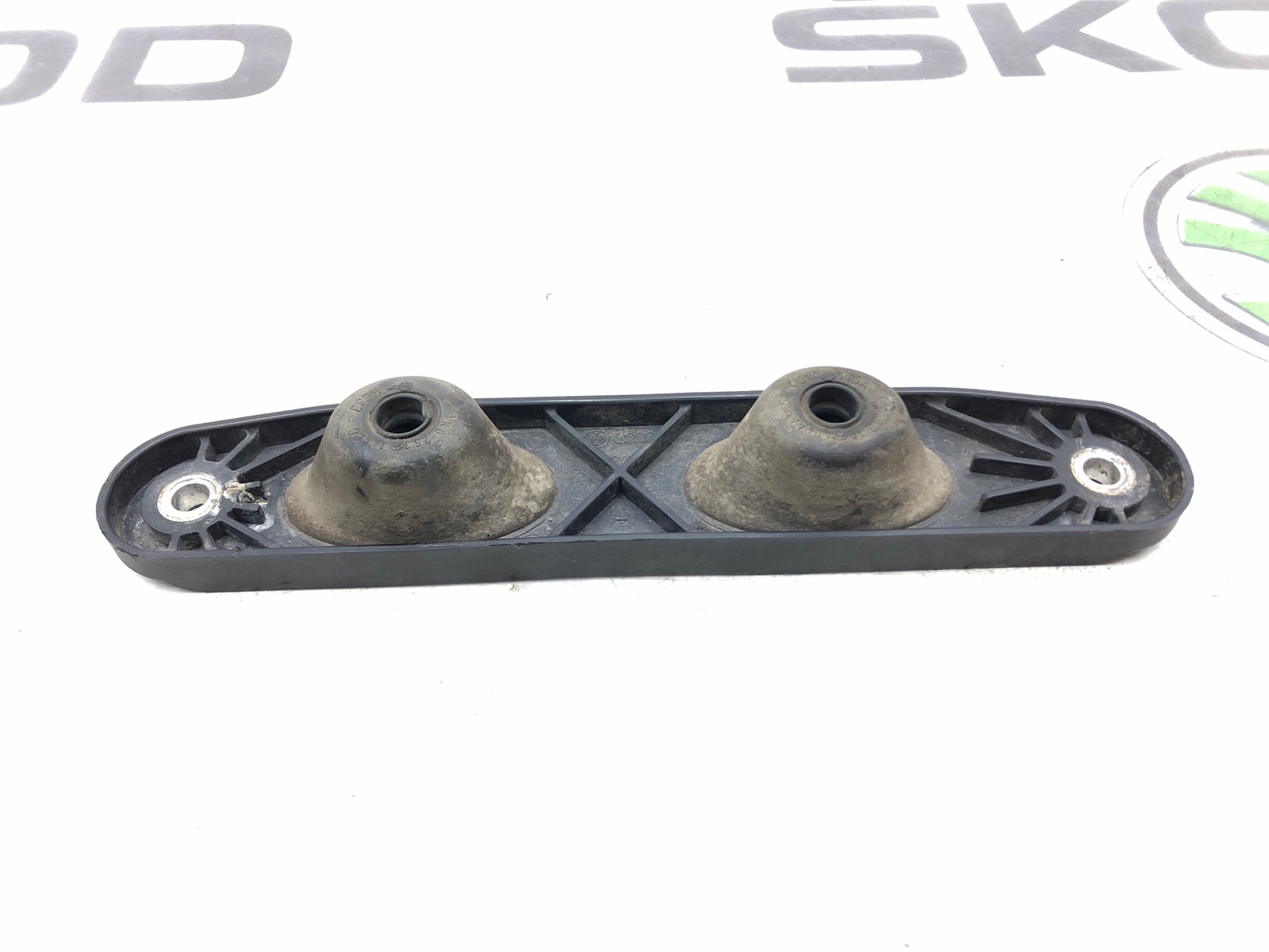 Кронштейн глушителя, 1000 рублей, Москва