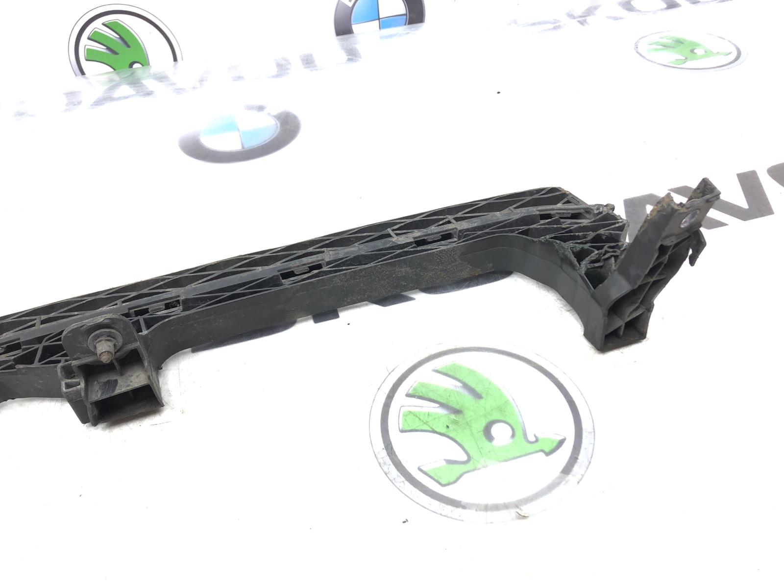 Направляющая бампера, 1500 рублей, Москва