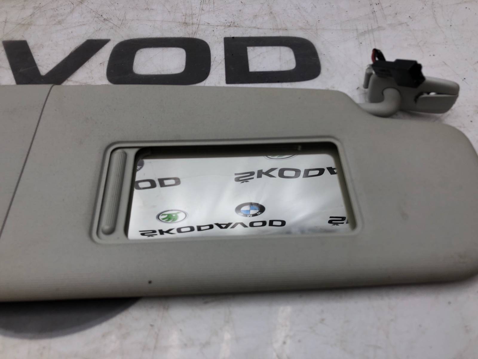 Козырёк солнцезащитный, 1000 рублей, Москва