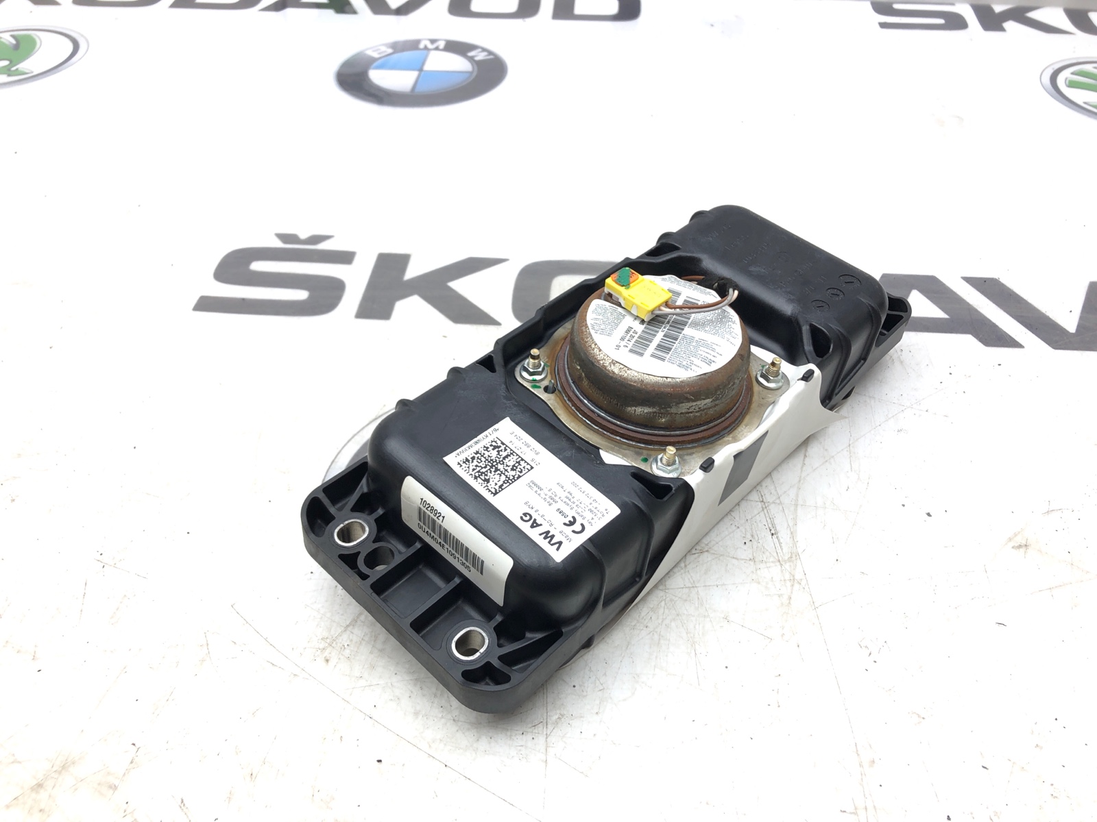 Подушка безопасности пассажира, 7000 рублей, Москва