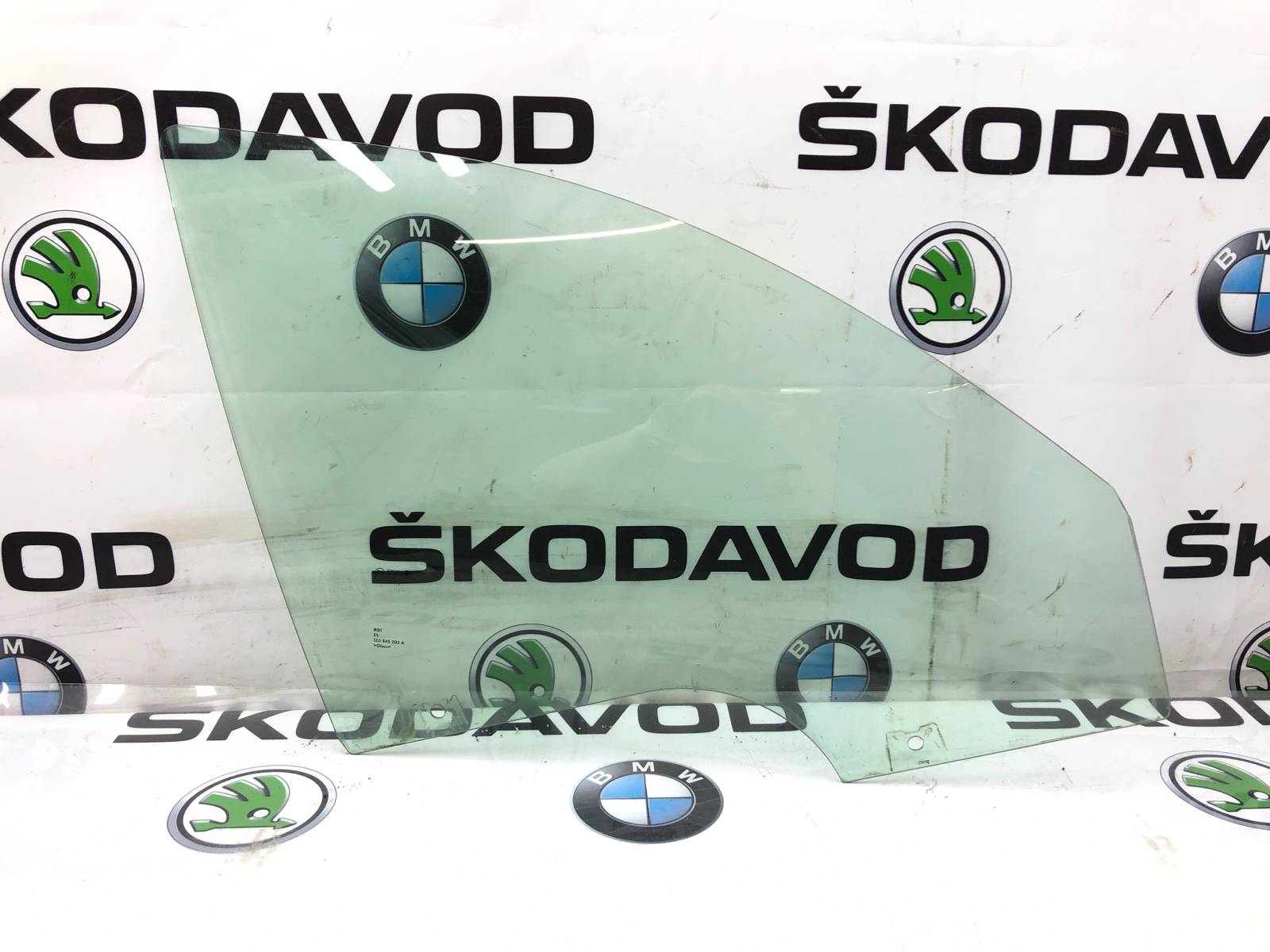 Стекло двери, 2000 рублей, Москва