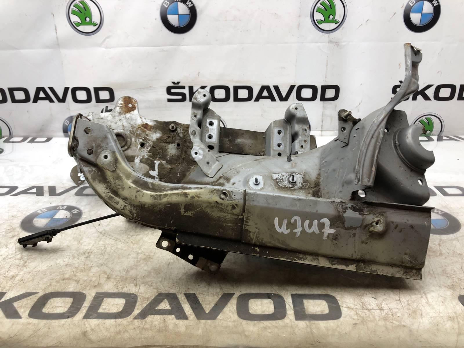 лонжерон, 6000 рублей, Москва