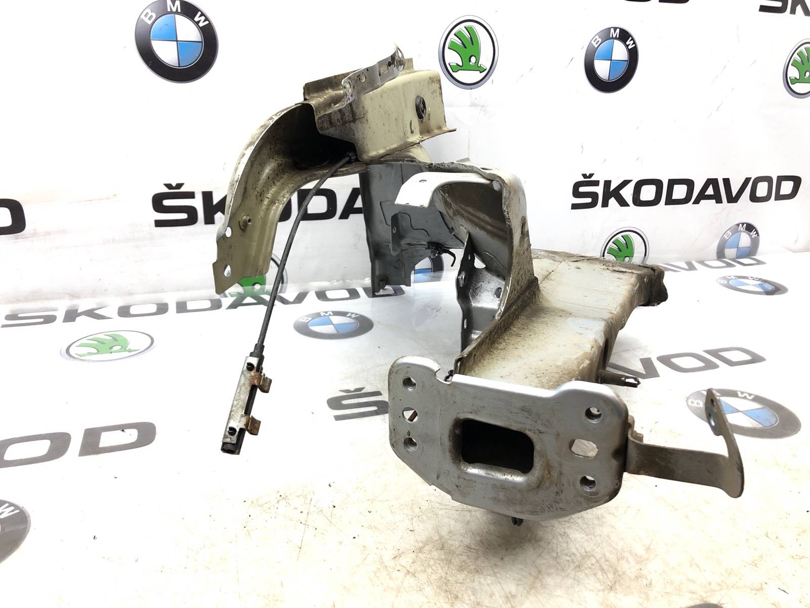 лонжерон, 6000 рублей, Москва