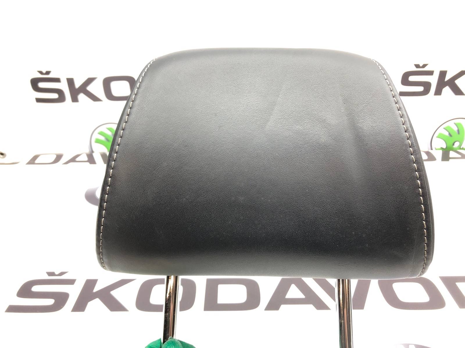 Подголовник, 2000 рублей, Москва