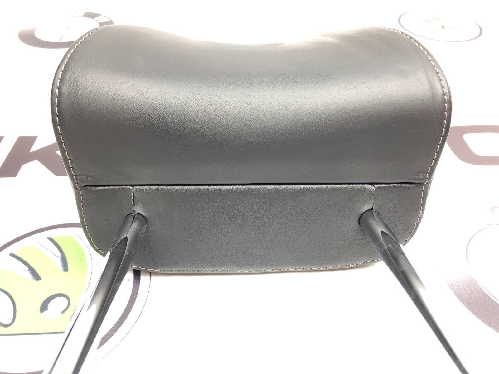 Подголовник, 2000 рублей, Москва