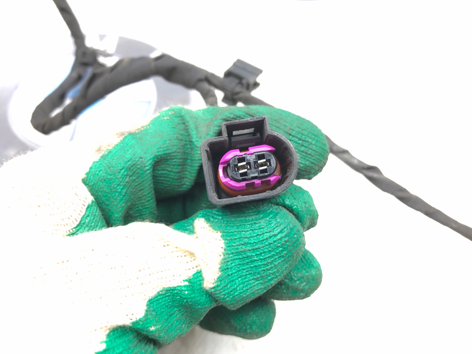 Проводка сигнала, 1000 рублей, Москва