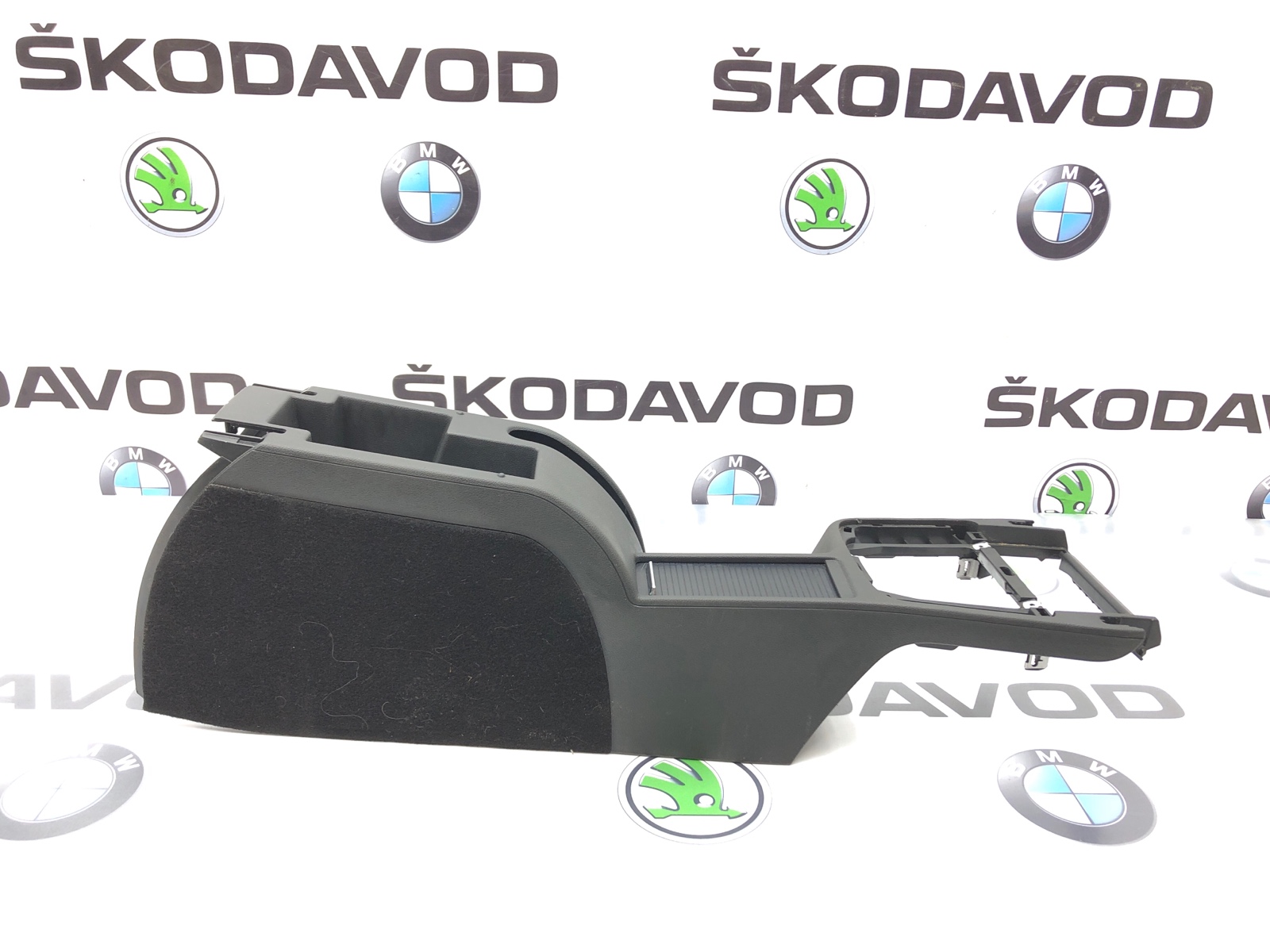 центральная консоль, 2000 рублей, Москва