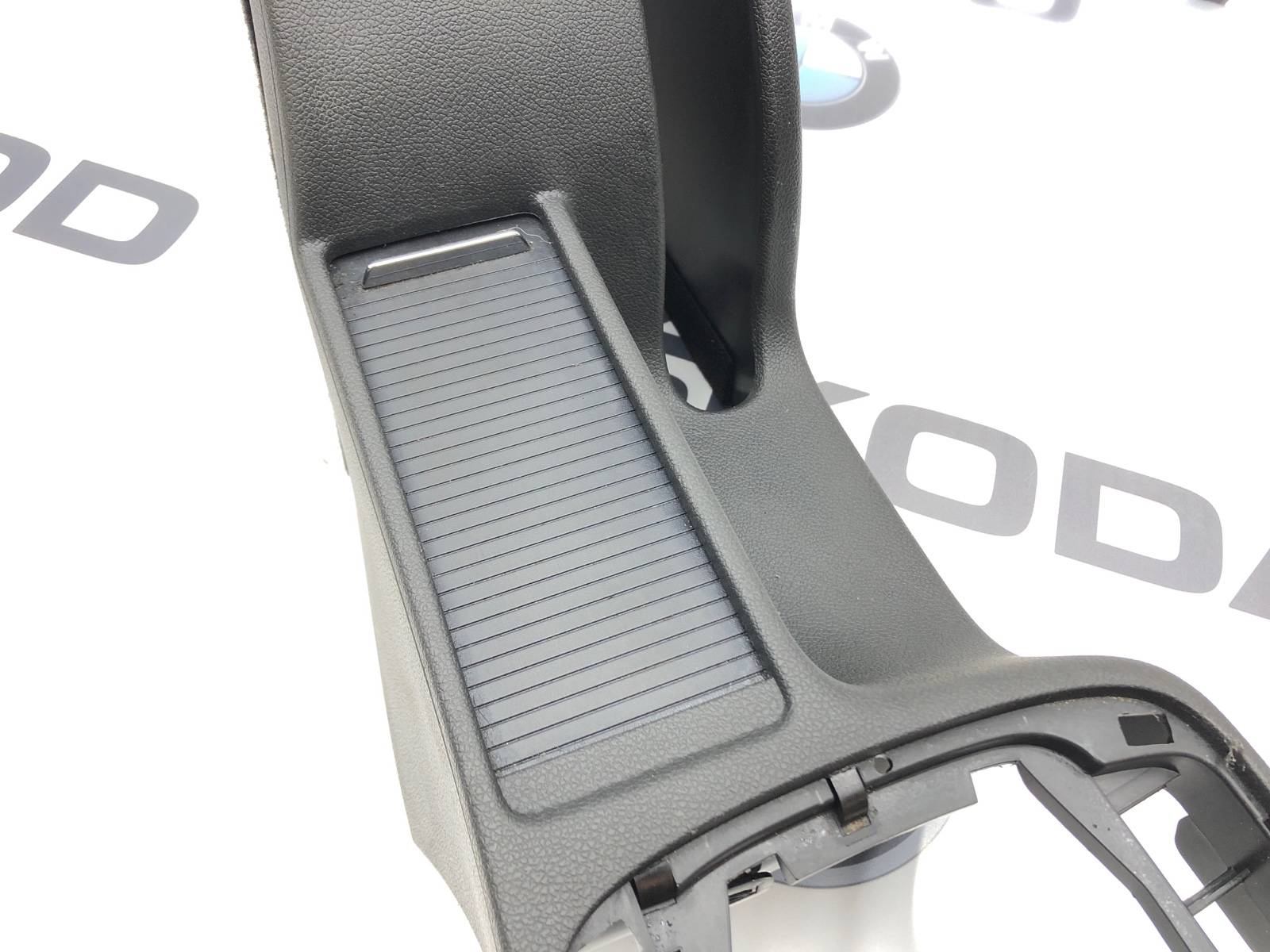 центральная консоль, 2000 рублей, Москва