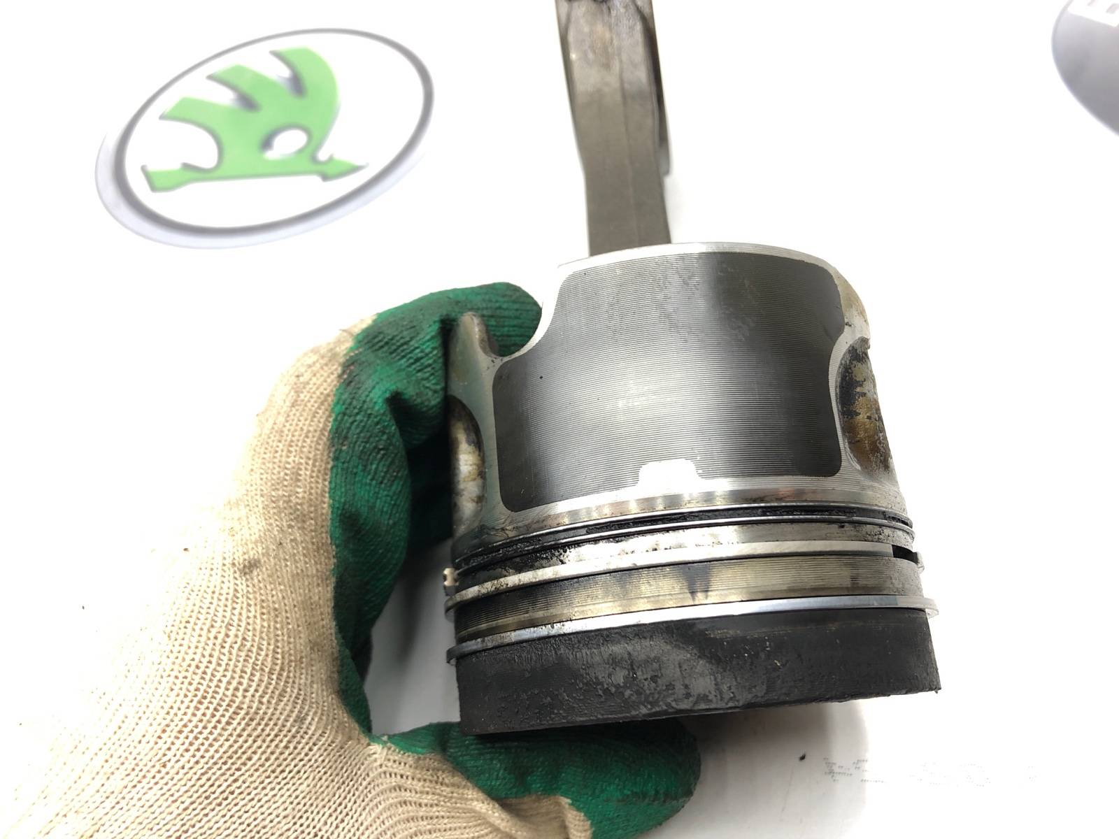 Поршень с шатуном, 2500 рублей, Москва