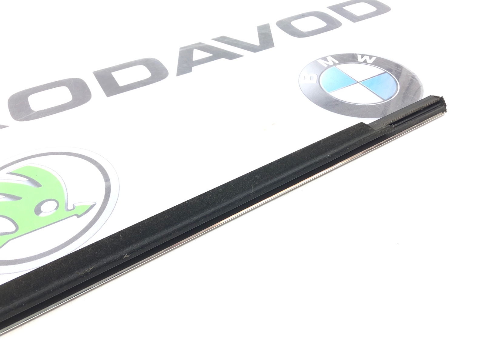 молдинг стекла, 1500 рублей, Москва