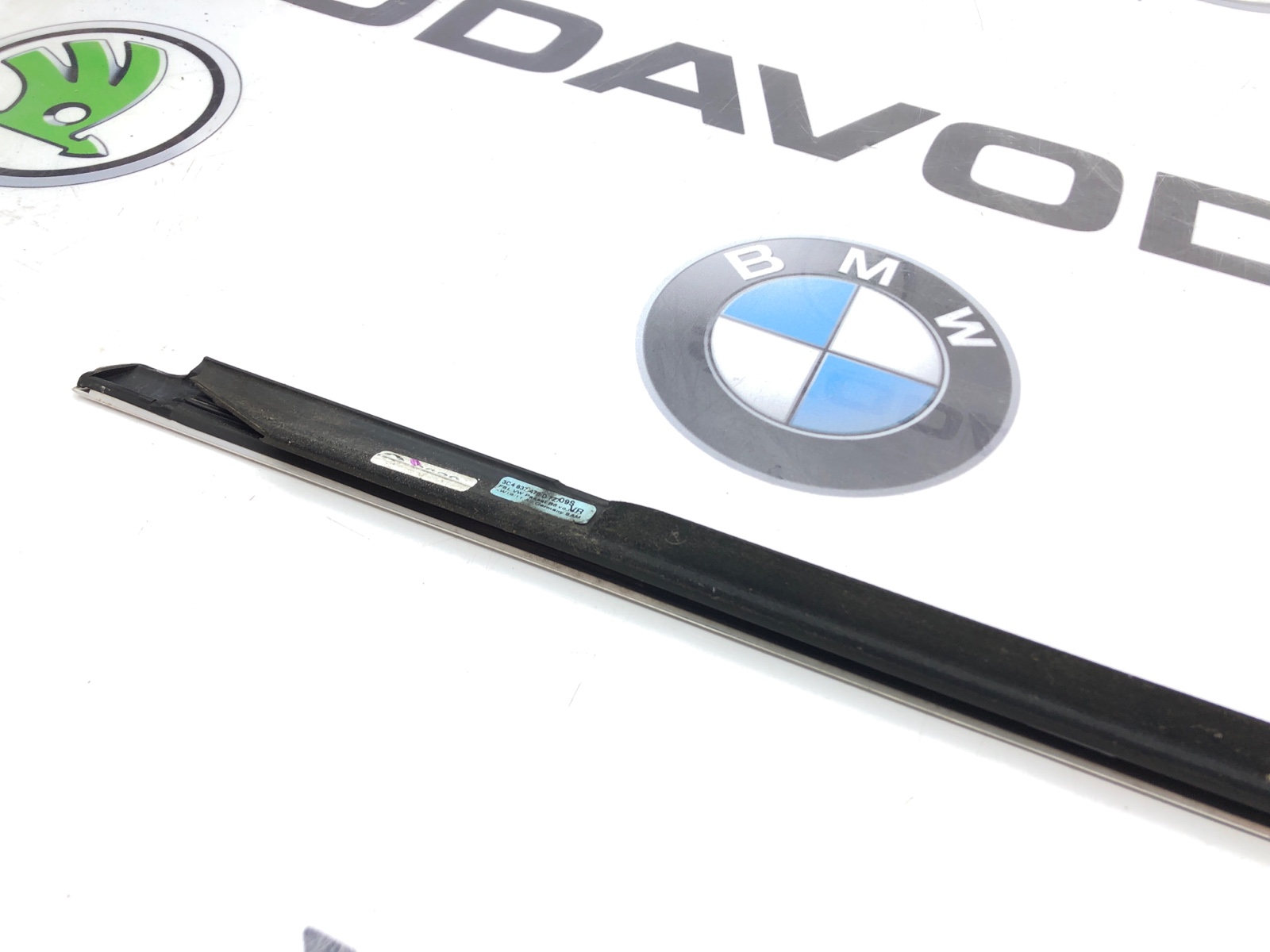 молдинг стекла, 1500 рублей, Москва