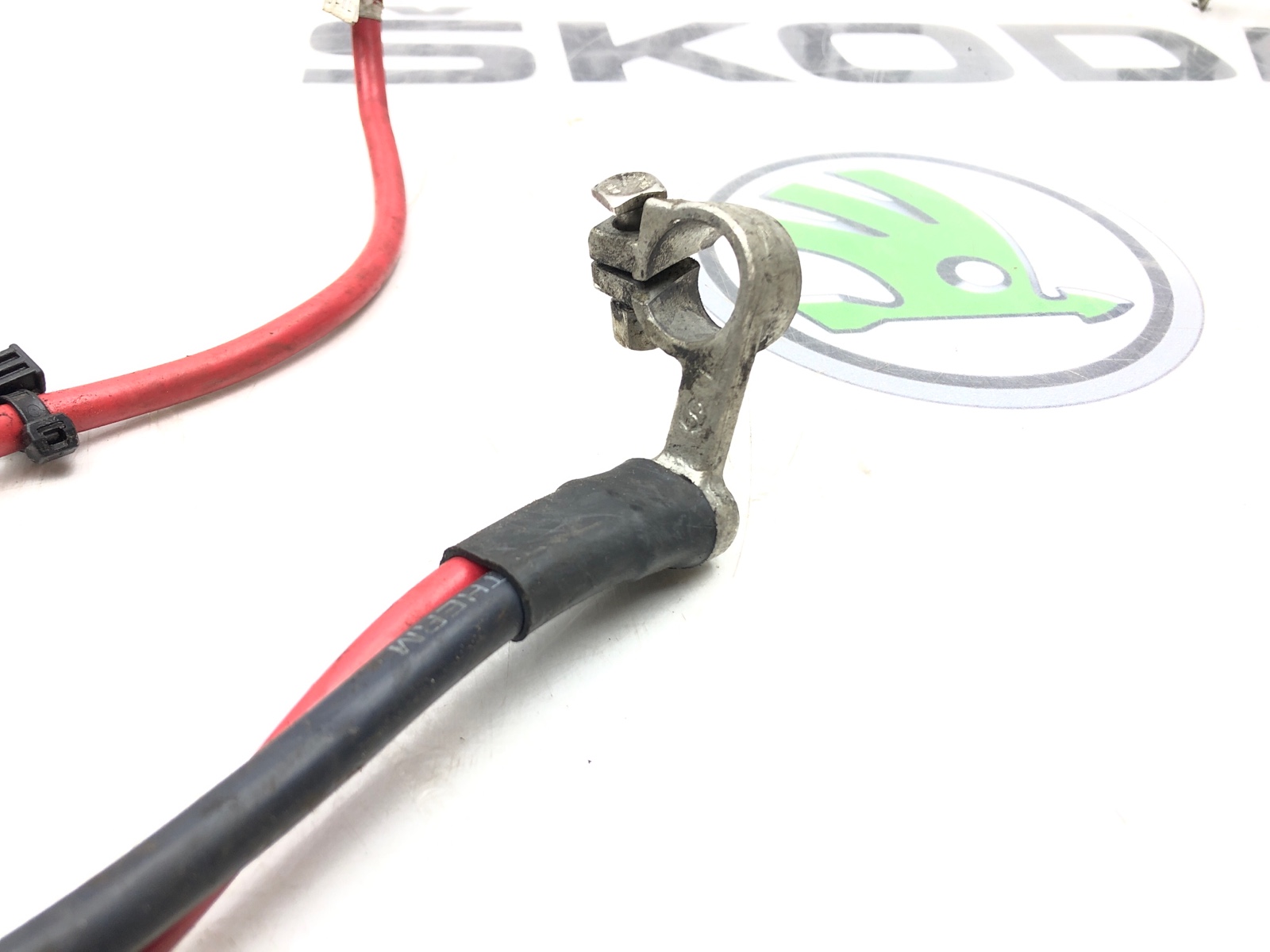 Клемма аккумулятора (АКБ) плюсовая, 1000 рублей, Москва