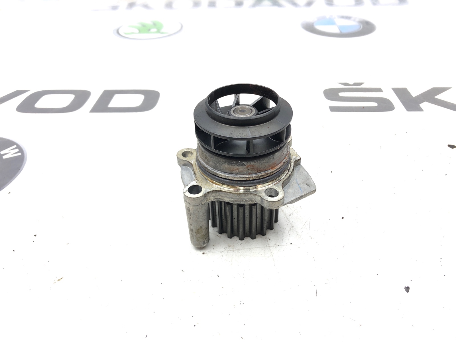 Водяная Помпа, 1500 рублей, Москва