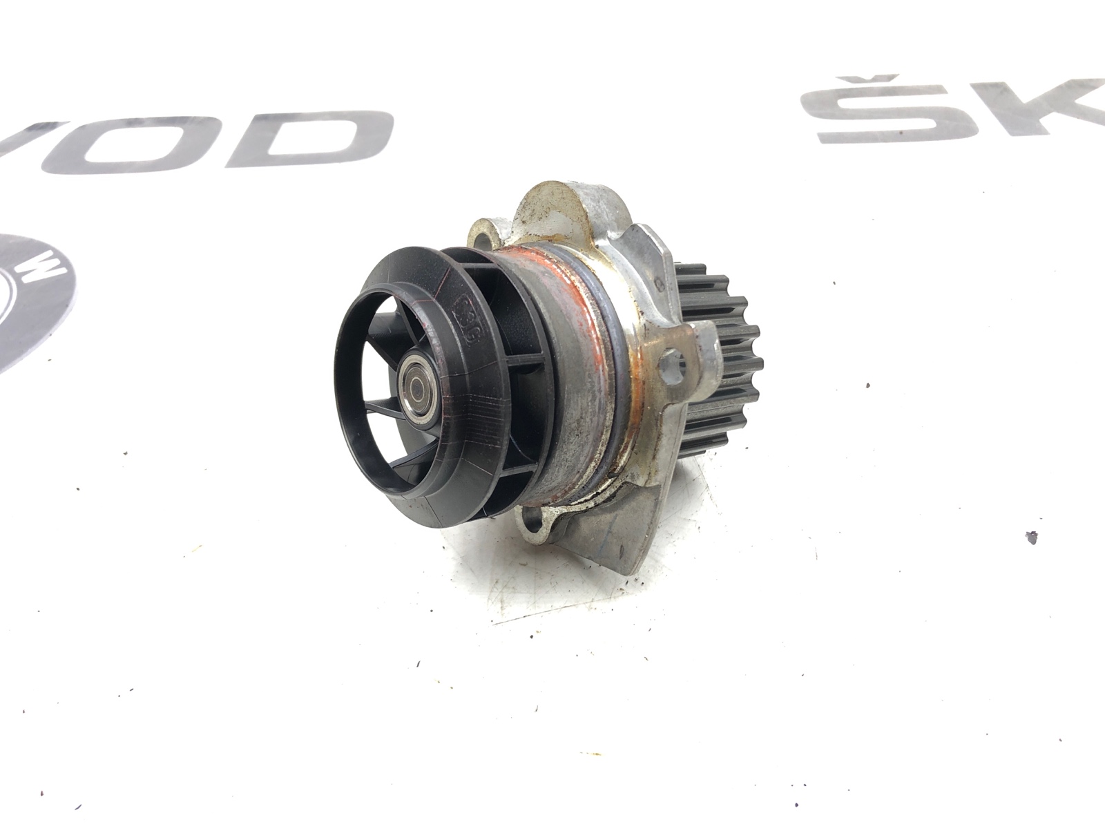 Водяная Помпа, 1500 рублей, Москва