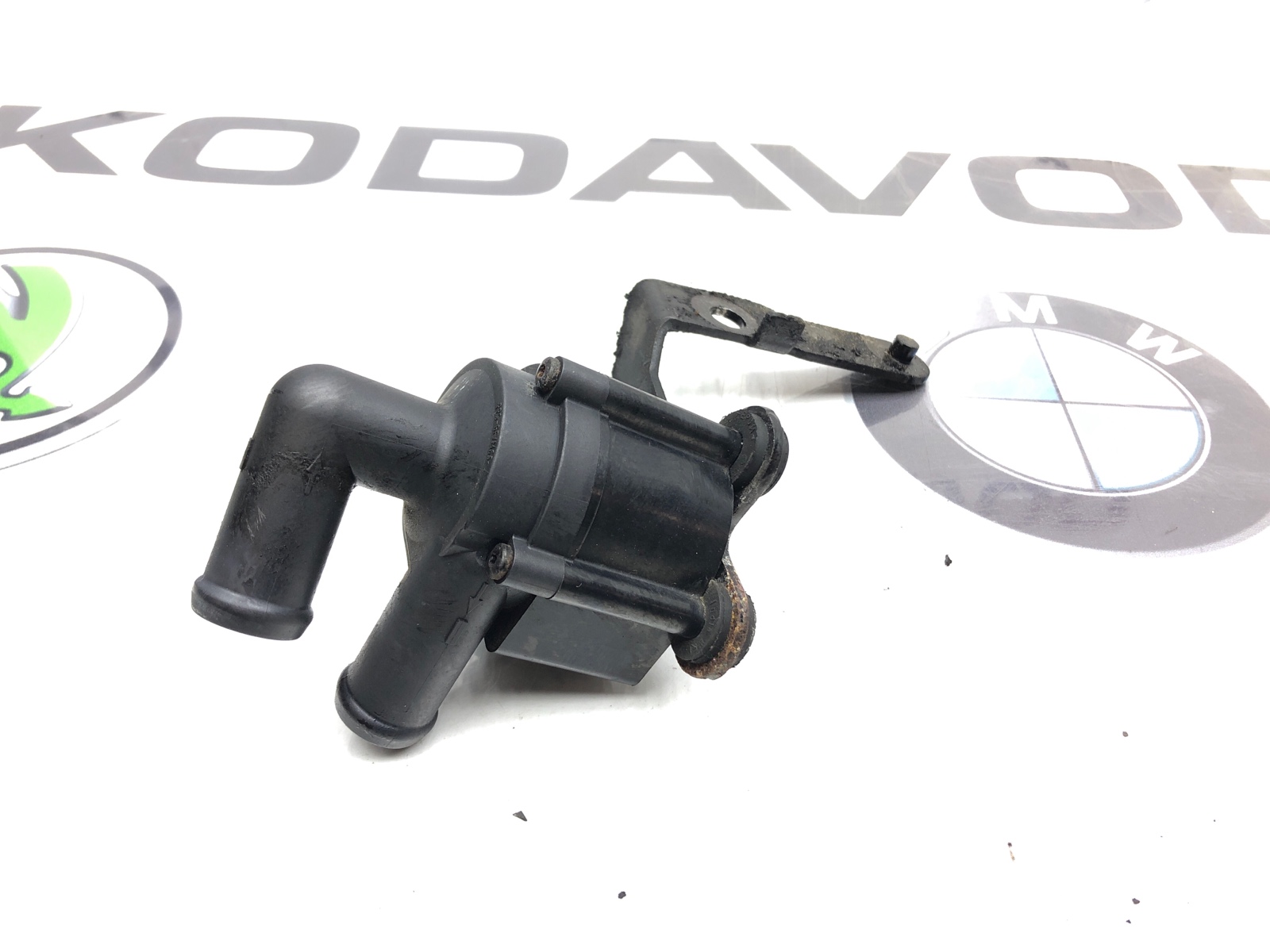 Дополнительная помпа, 2000 рублей, Москва