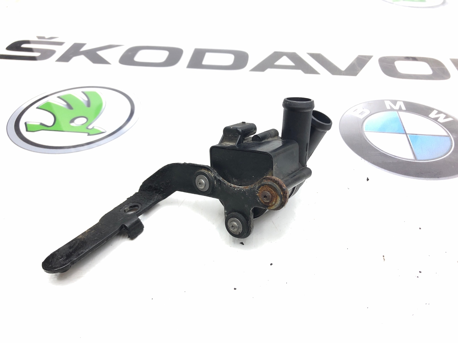 Дополнительная помпа, 2000 рублей, Москва