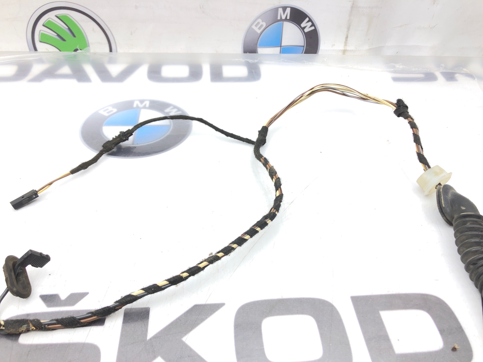 Проводка крышки багажника, 2000 рублей, Москва