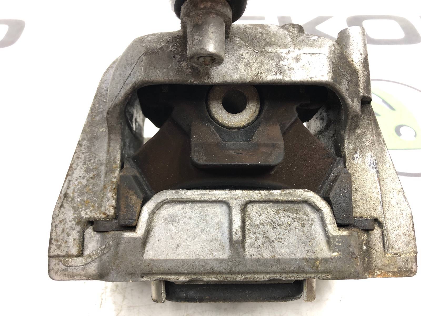 Опора двигателя, 1000 рублей, Москва