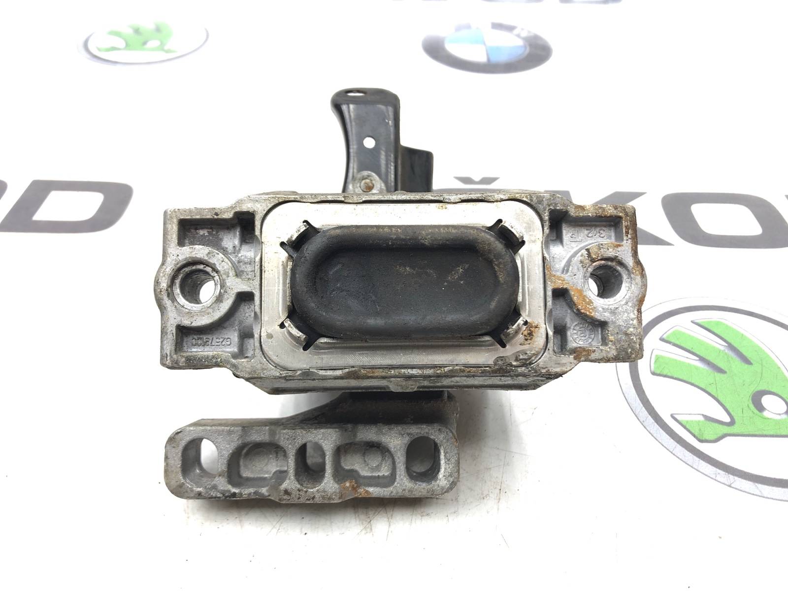 Опора двигателя, 1000 рублей, Москва