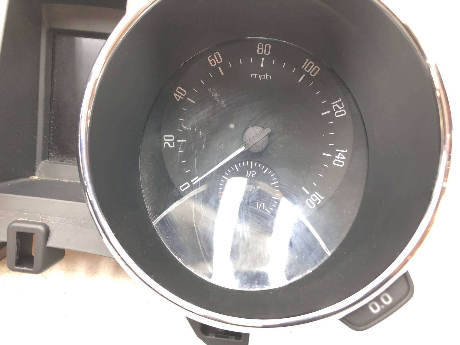 панель приборов, 2000 рублей, Москва