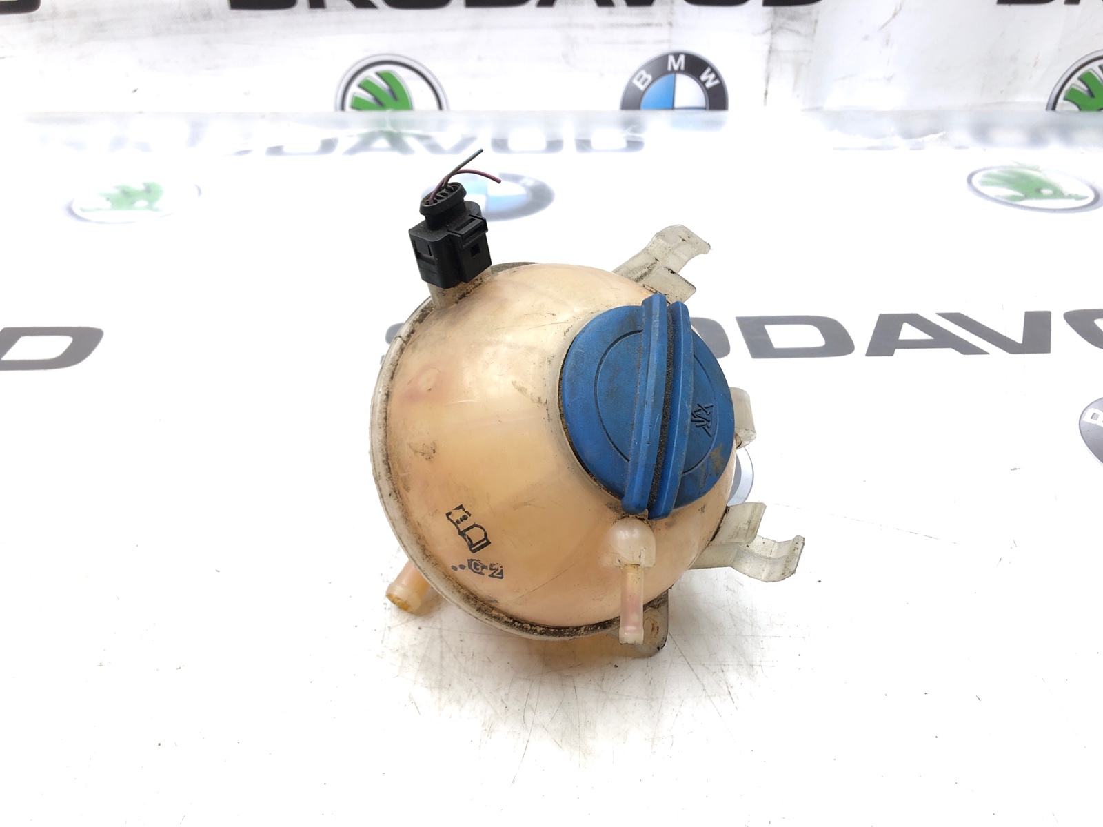 Расширительный бачок, 1000 рублей, Москва