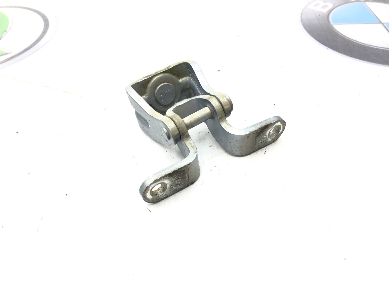 Петля крышки багажника, 500 рублей, Москва