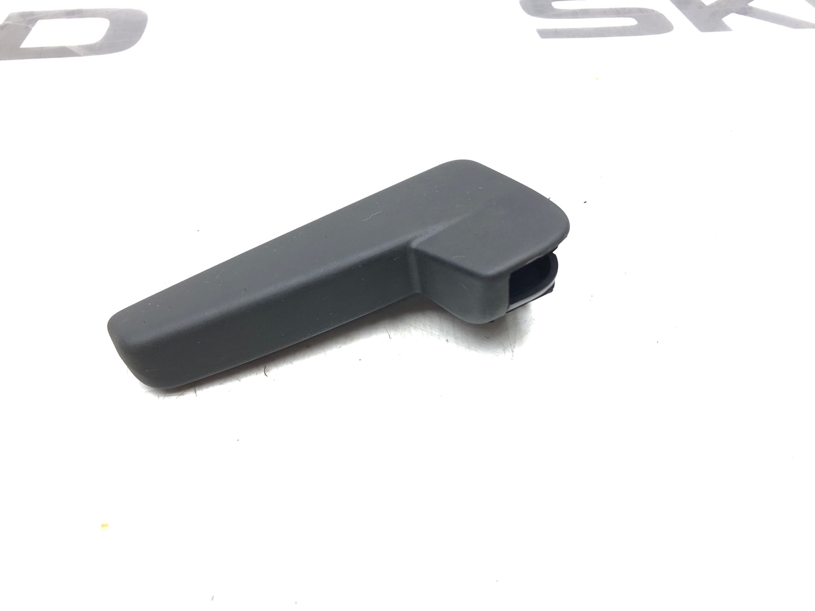 Ручка открывания капота, 1000 рублей, Москва