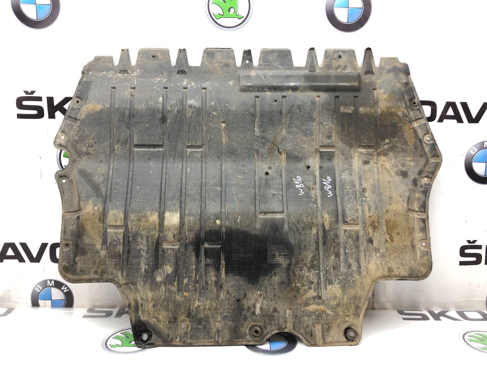 Пыльник двигателя, 3000 рублей, Москва