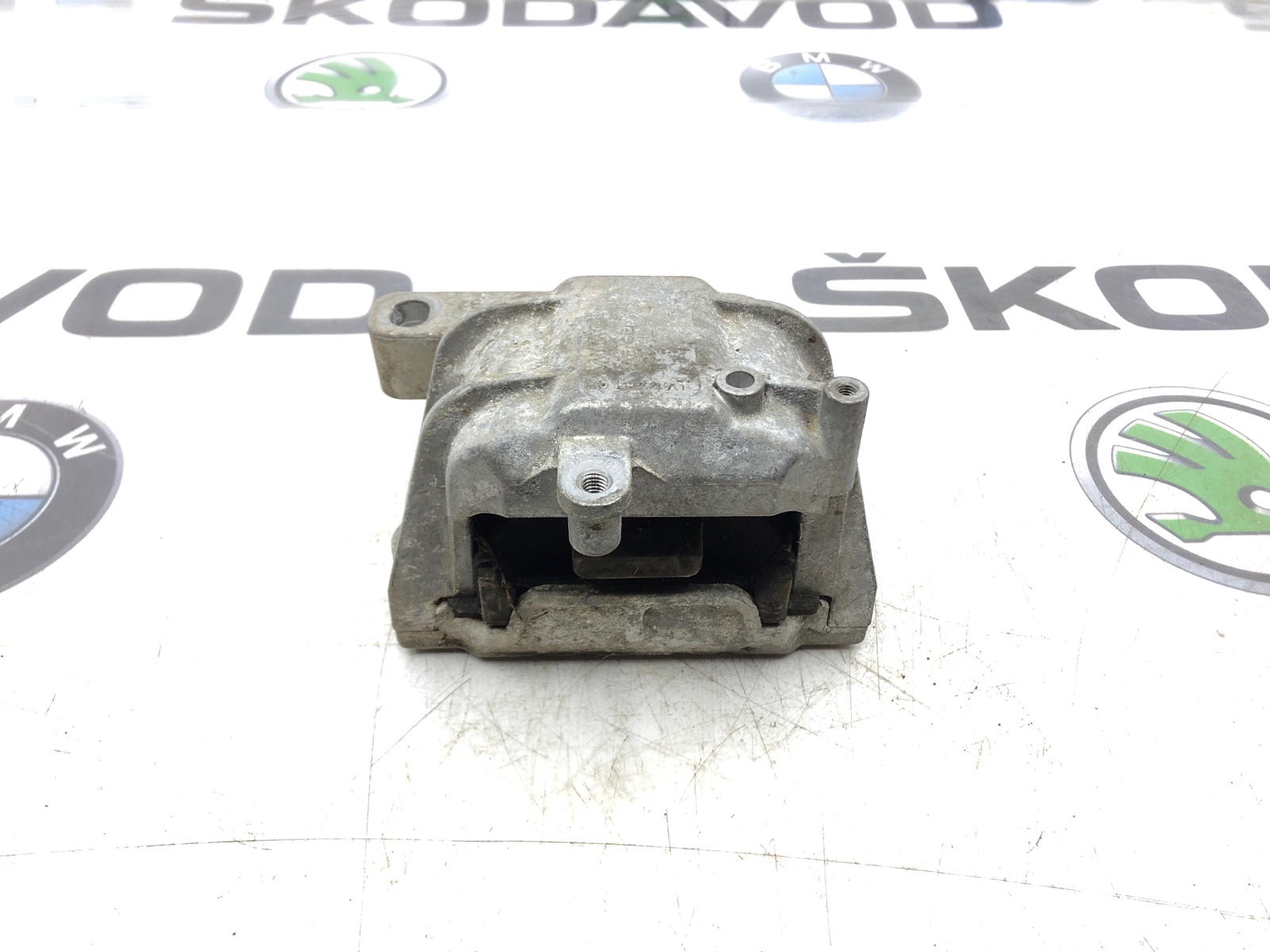 Опора двигателя, 1500 рублей, Москва