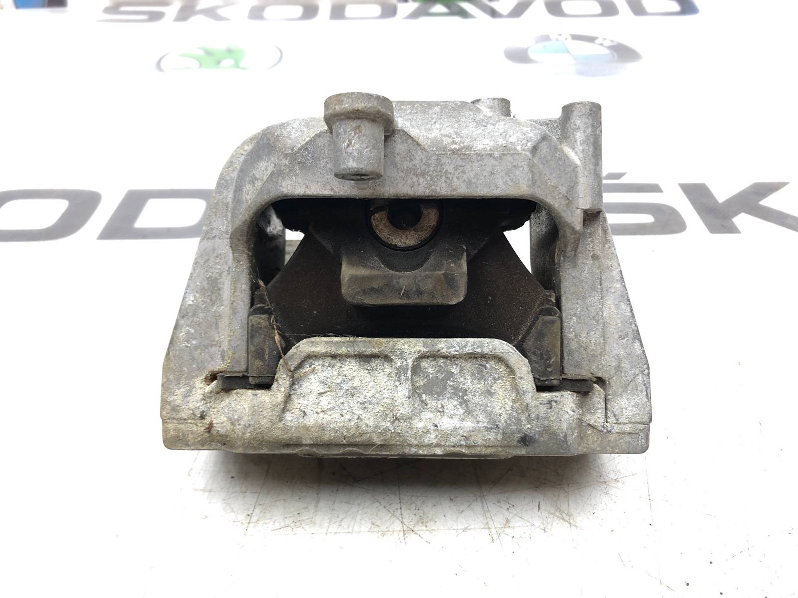 Опора двигателя, 1500 рублей, Москва